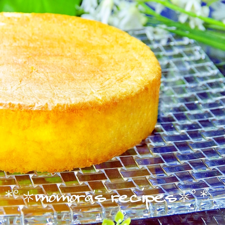 Hmで簡単ノンオイル材料3つふわふわスポンジケーキ レシピ 作り方 By ももら 楽天レシピ